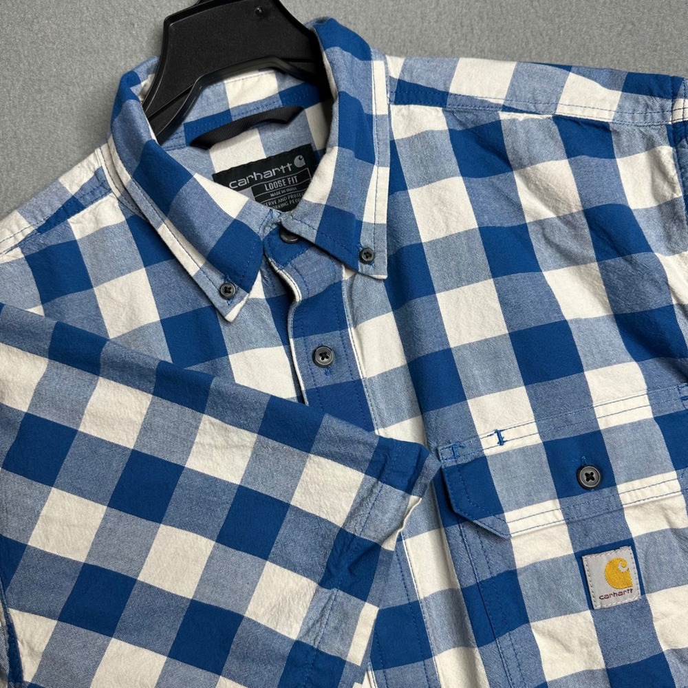 Carhartt Mens Large Loose Fit Blue White Buffalo Plaid Button Up Shirt TW4625M